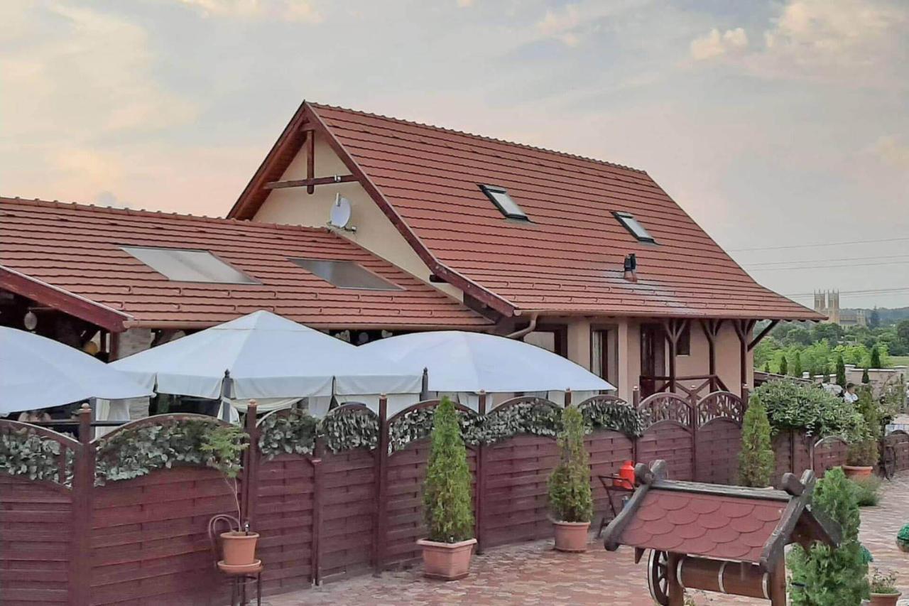 Barackos Wellness Villa Fot Екстер'єр фото